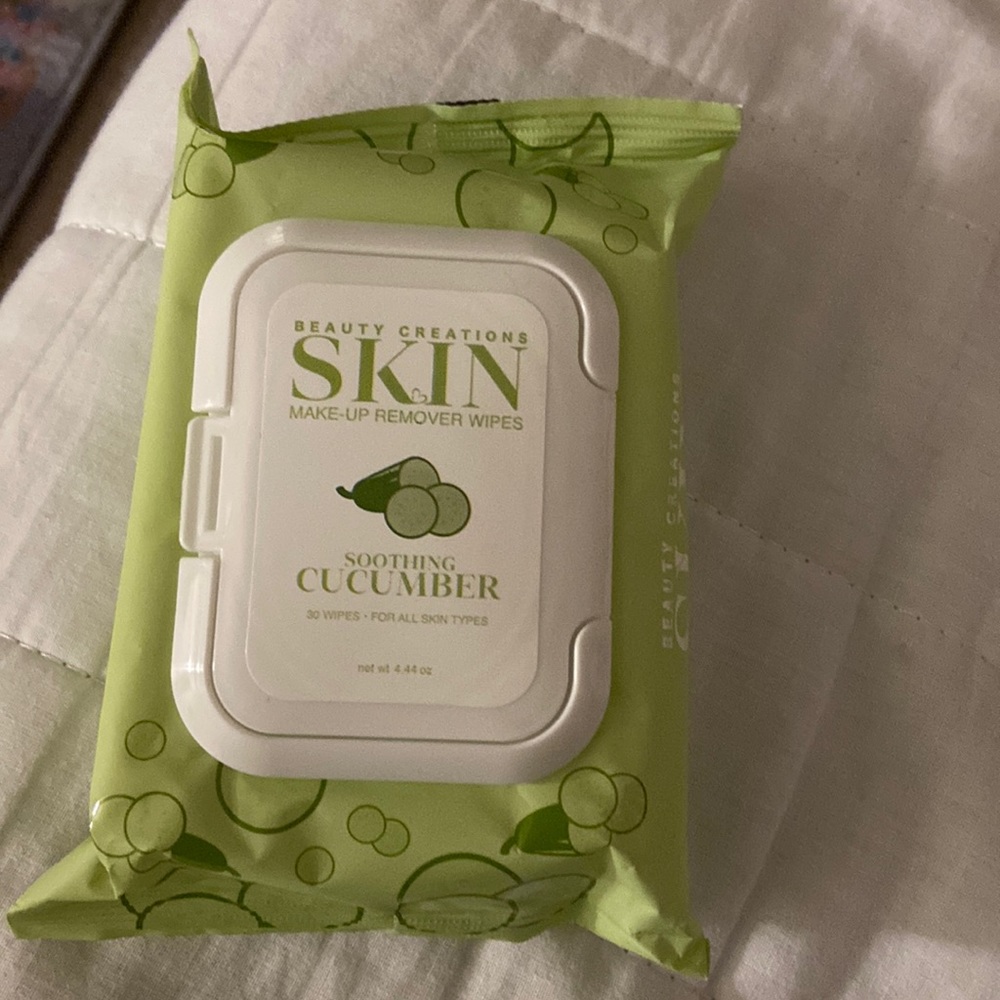Make up remover wipes
